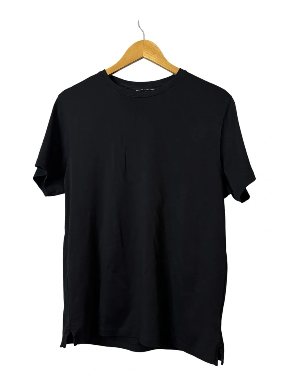 Robert Barakett T shirt black Pima cotton men’s size M.